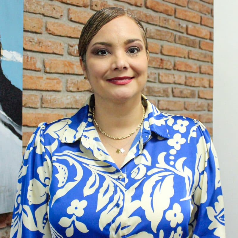 Lic. Abril Segovia Flores